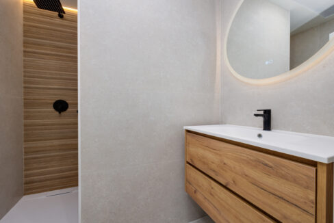 BAÑO 2
